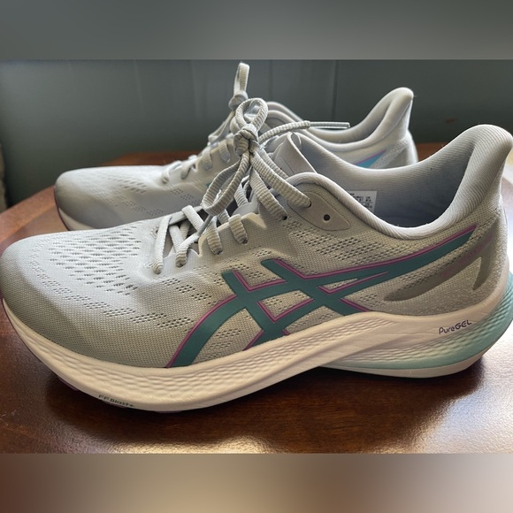 ASICS GT-2000 Running Sneakers - Picture 3 of 9